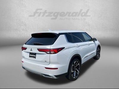 2022 Mitsubishi Outlander SE