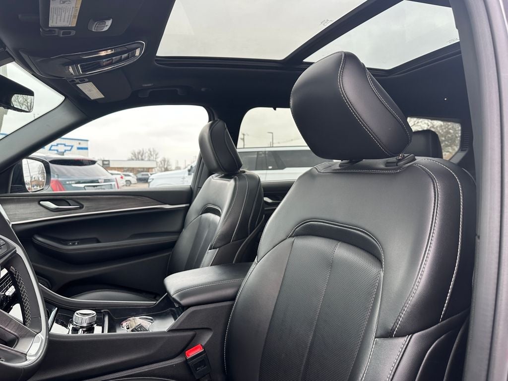 2024 Jeep Grand Cherokee L Limited 4x4