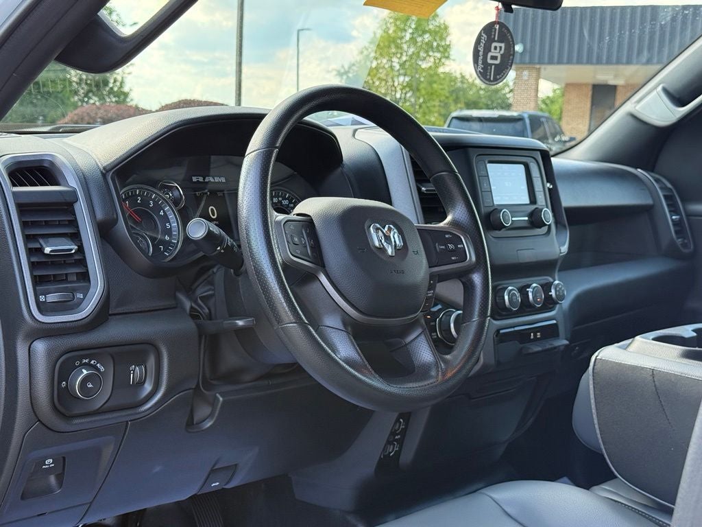 2023 RAM 1500 Tradesman Crew Cab 4x4 6'4' Box