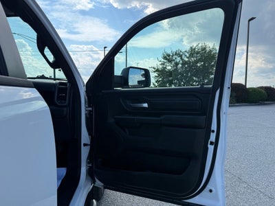 2023 RAM 1500 Tradesman Crew Cab 4x4 6'4' Box