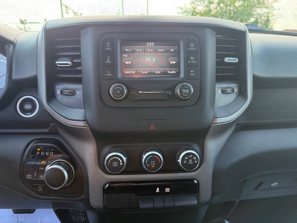 2023 RAM 1500 Tradesman Crew Cab 4x4 6'4' Box