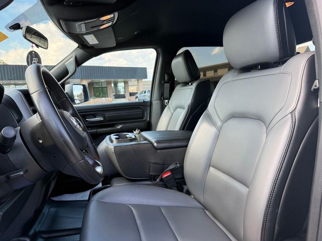 2023 RAM 1500 Tradesman Crew Cab 4x4 6'4' Box