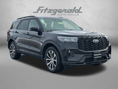 2025 Ford Explorer ST-Line