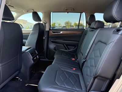 2026 Volkswagen Atlas SE with Technology