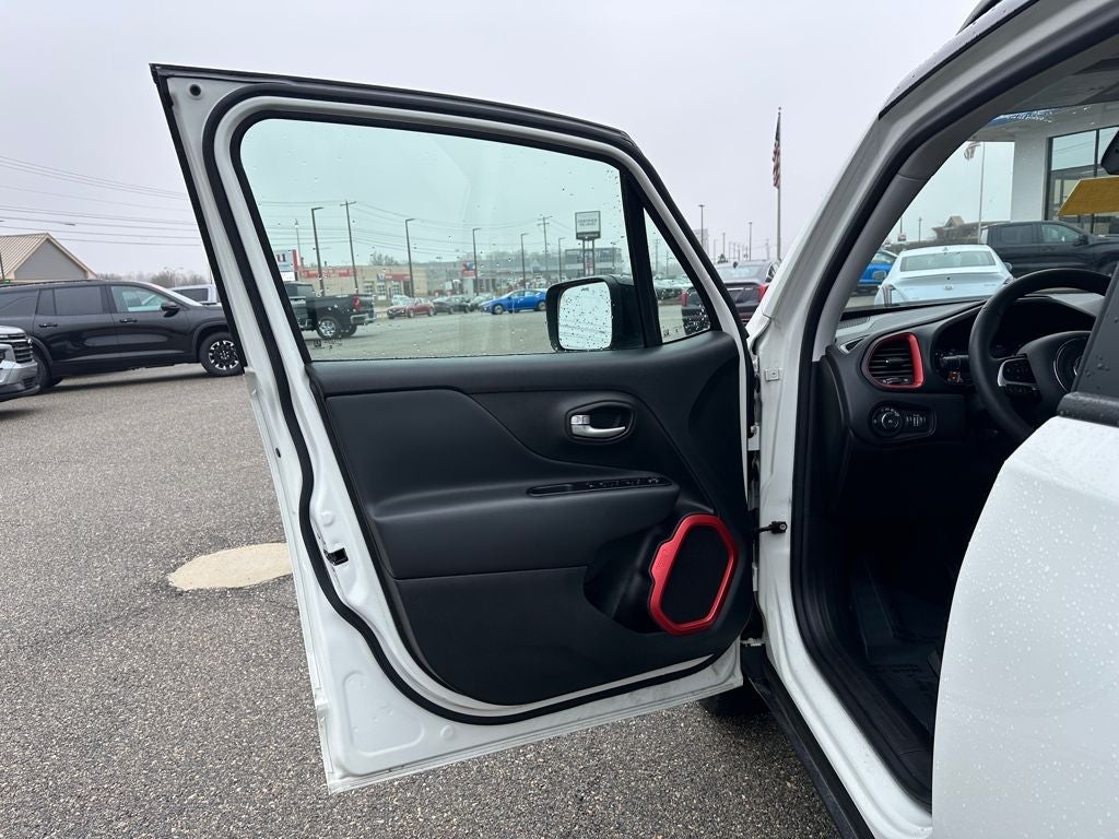 2023 Jeep Renegade Trailhawk 4x4