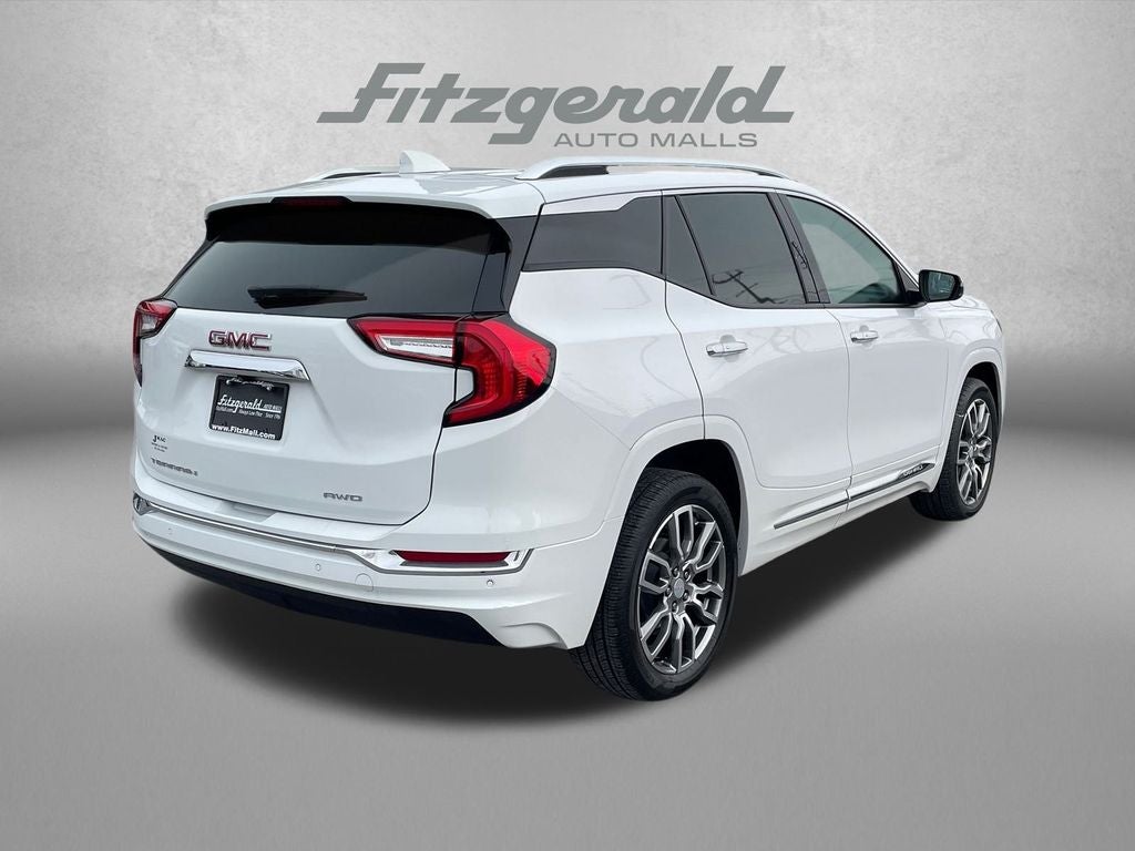 2024 GMC Terrain Denali