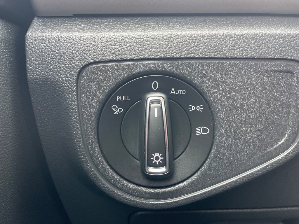 2020 Volkswagen Atlas Cross Sport 3.6L V6 SEL Premium