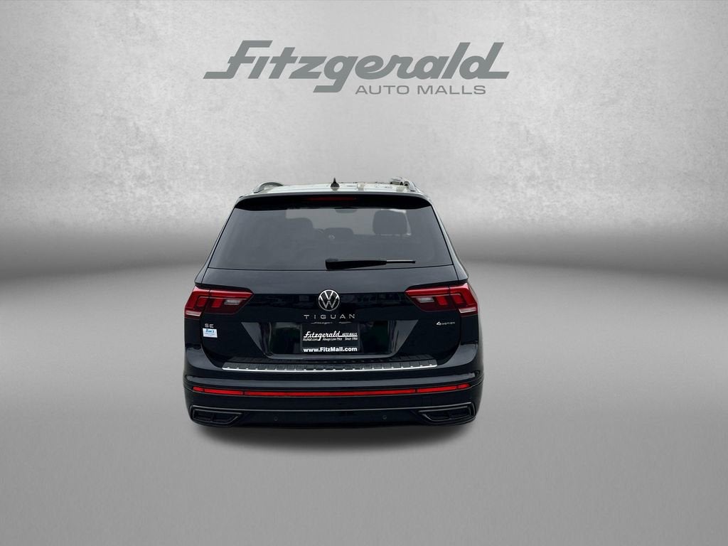 2024 Volkswagen Tiguan SE R-Line Black