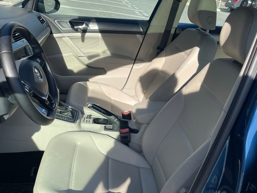 2017 Volkswagen Golf S