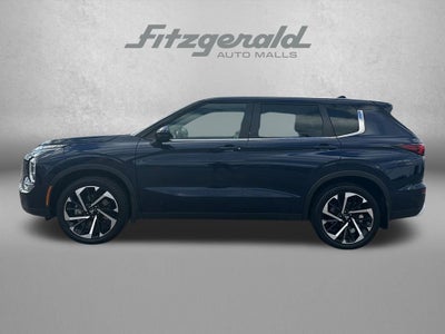 2022 Mitsubishi Outlander SE