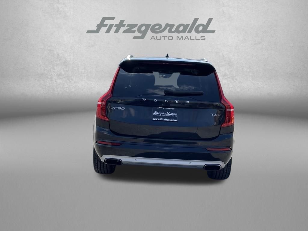 2020 Volvo XC90 Momentum