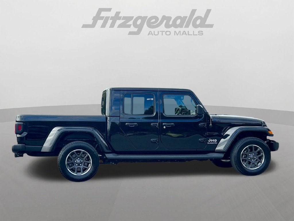 2022 Jeep Gladiator Overland
