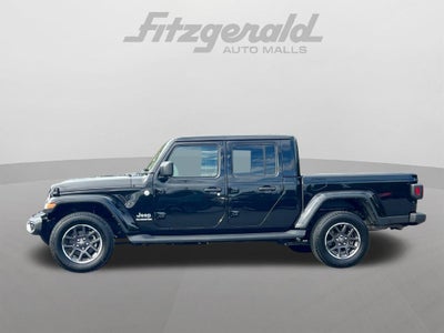 2022 Jeep Gladiator Overland