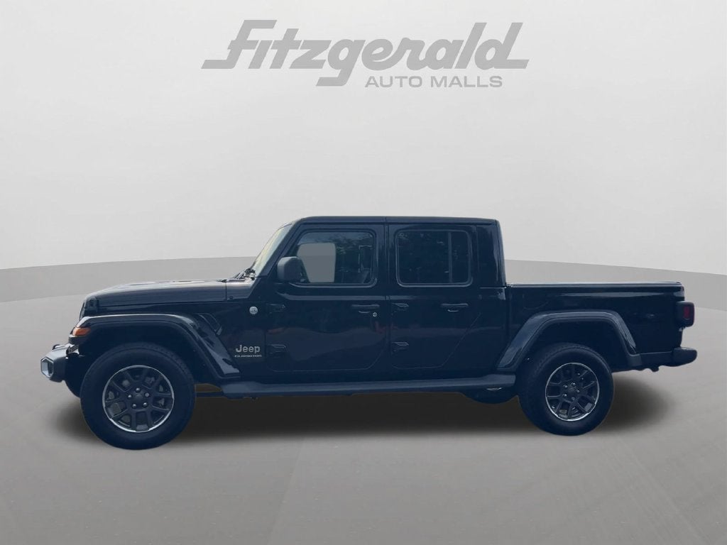 2022 Jeep Gladiator Overland
