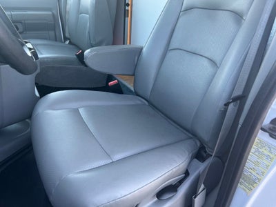 2024 Ford E-Series Cutaway E-350