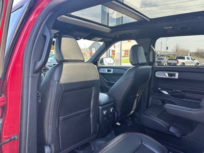 2022 Ford Explorer ST-Line