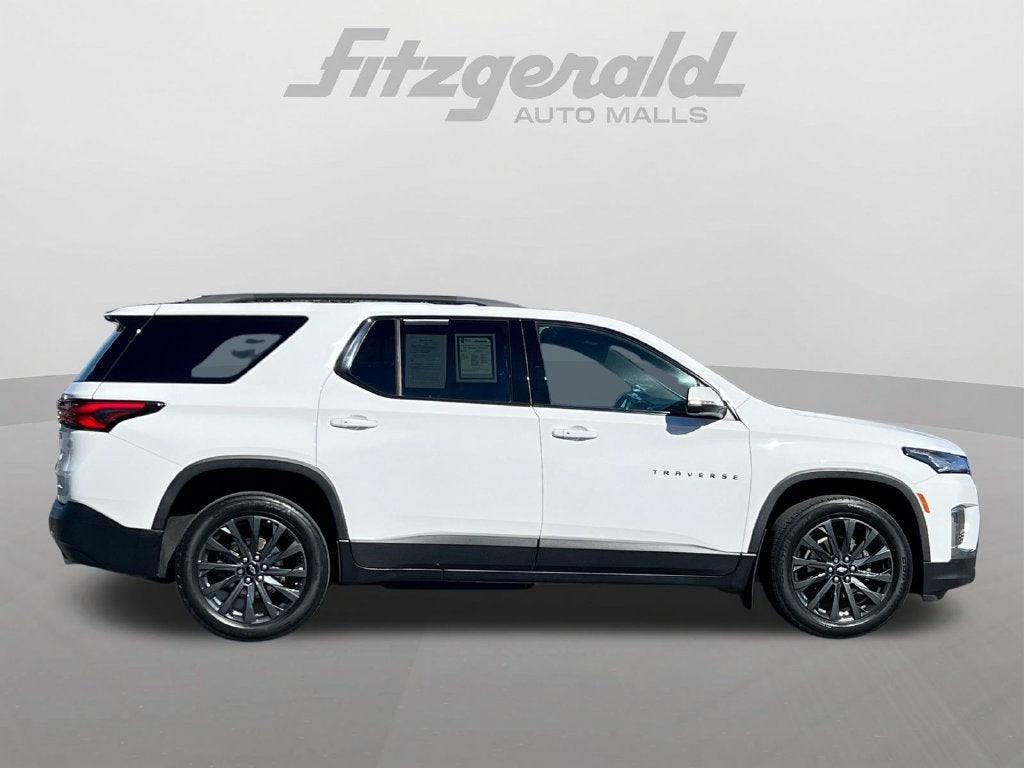2022 Chevrolet Traverse RS