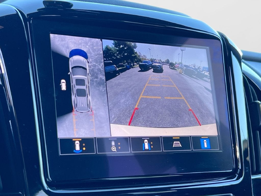 2022 Chevrolet Traverse RS