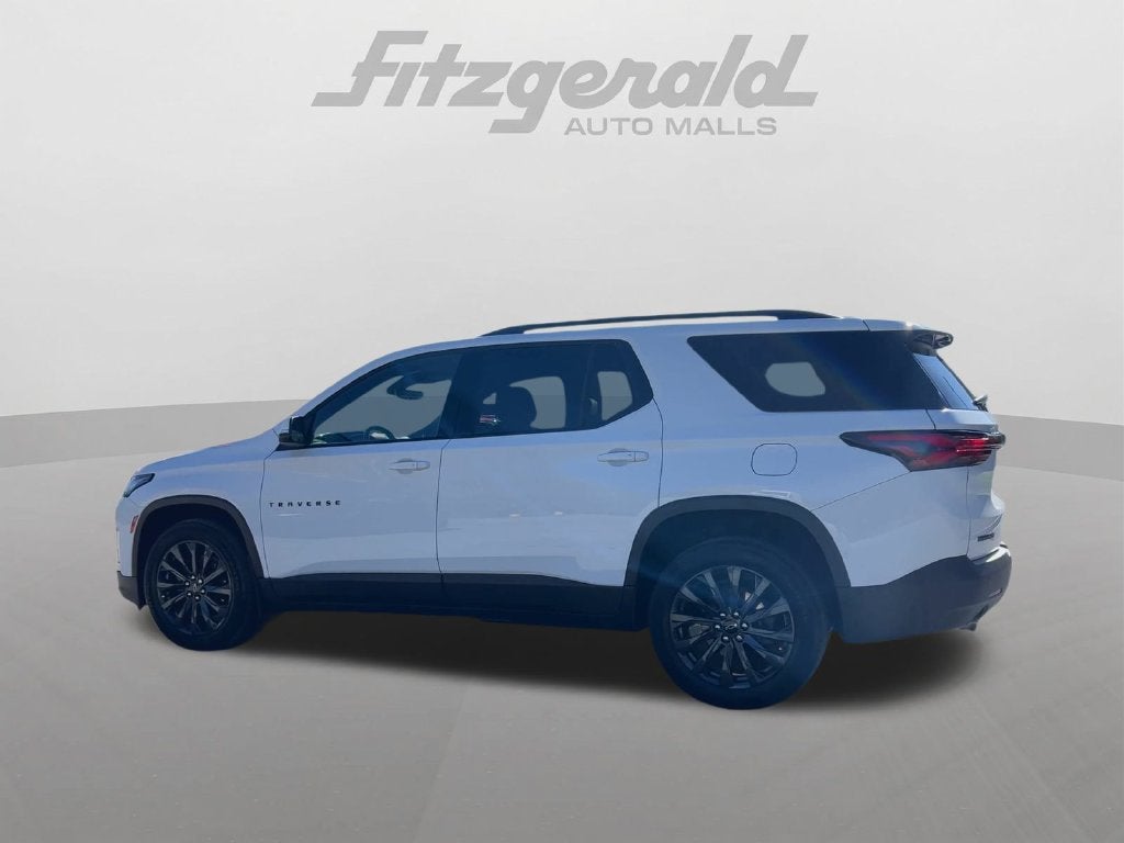 2022 Chevrolet Traverse RS