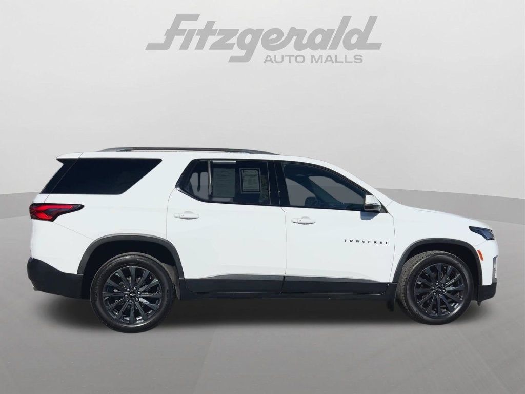 2022 Chevrolet Traverse RS