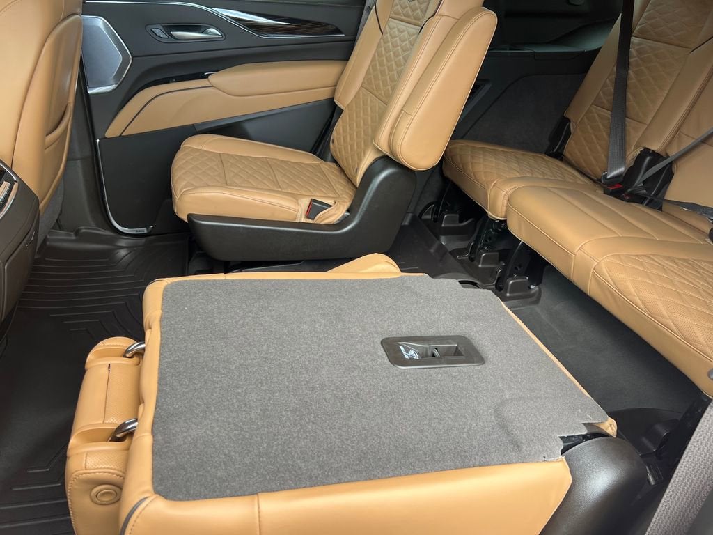 2024 Cadillac Escalade Sport
