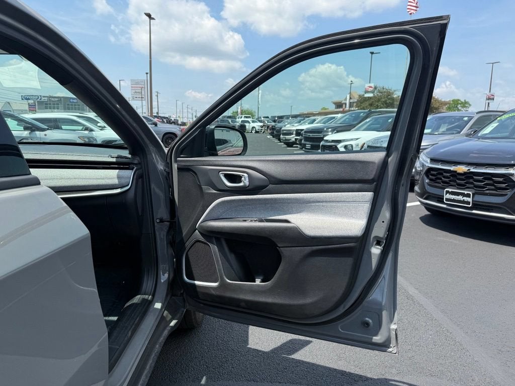 2023 Jeep Compass Sport