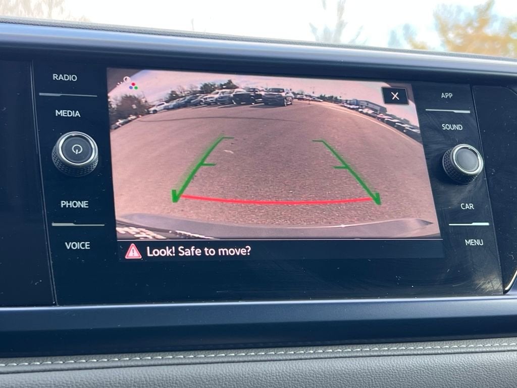 2024 Volkswagen Taos SE