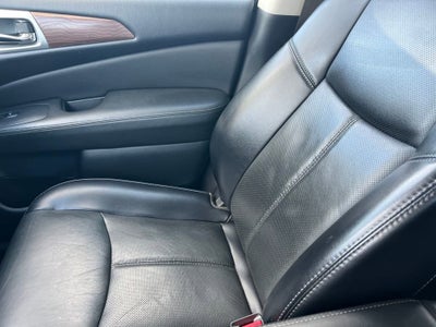 2020 Nissan Pathfinder Platinum