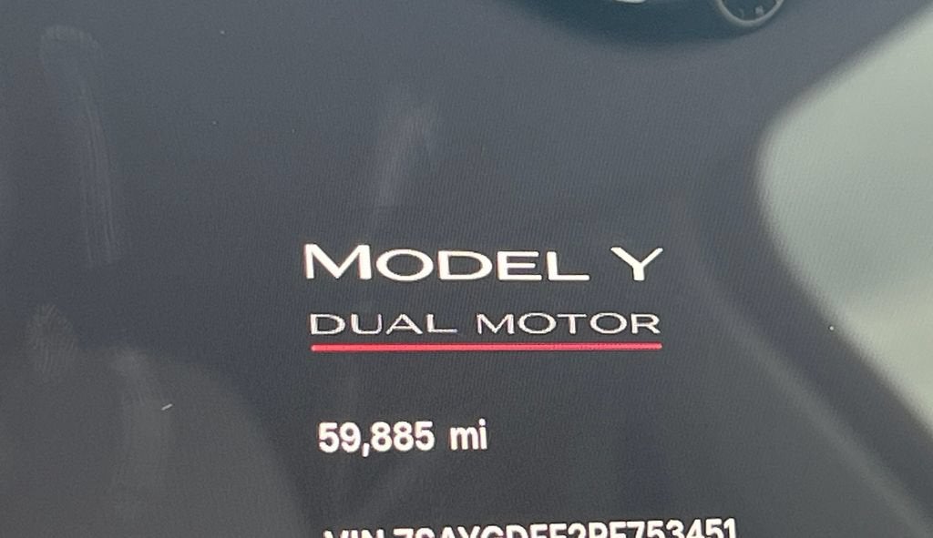 2023 Tesla Model Y Performance
