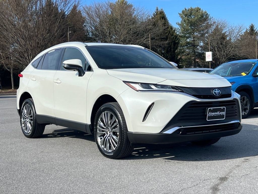 2022 Toyota Venza LE