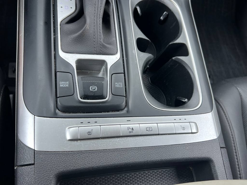 2023 Kia Carnival LX