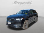 2022 Volvo XC90 Momentum