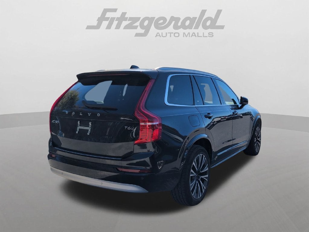 2022 Volvo XC90 Momentum
