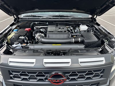 2025 Nissan Frontier Crew Cab PRO-4X 4x4