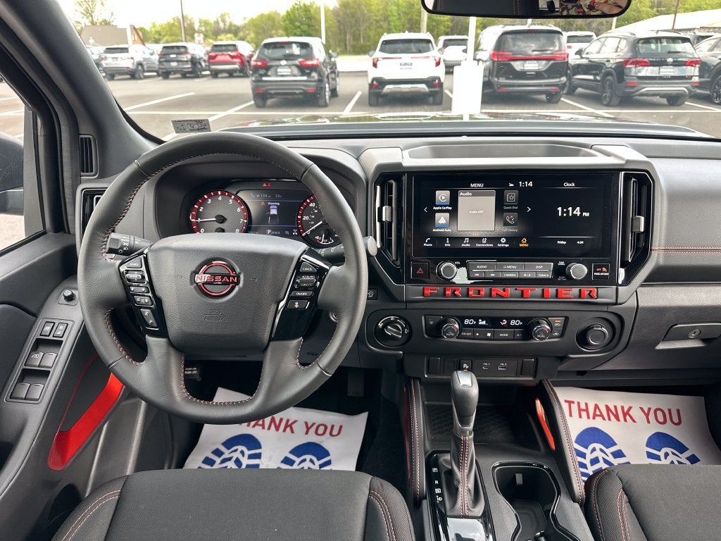 2025 Nissan Frontier Crew Cab PRO-4X 4x4
