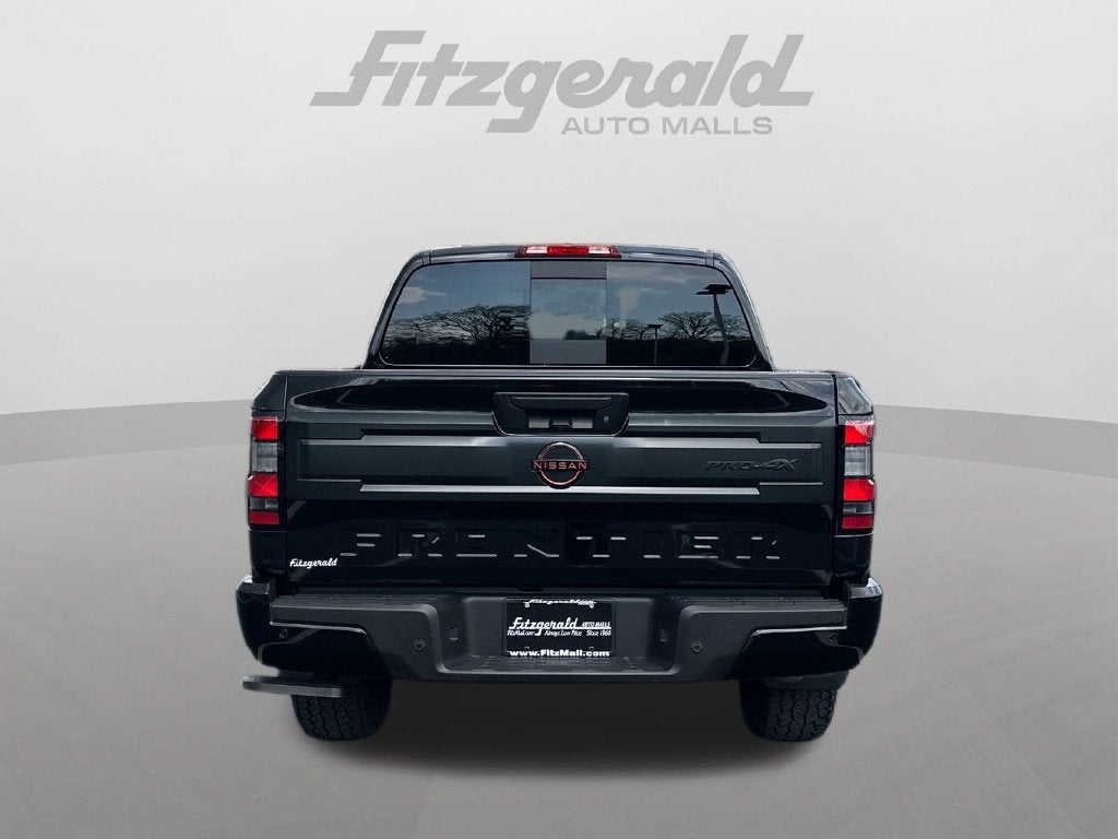 2025 Nissan Frontier Crew Cab PRO-4X 4x4