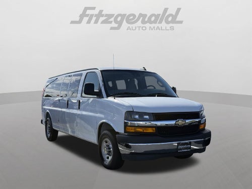 2025 Chevrolet Express 3500 LT Passenger