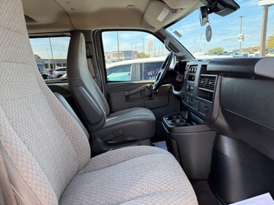 2025 Chevrolet Express 3500 LT Passenger