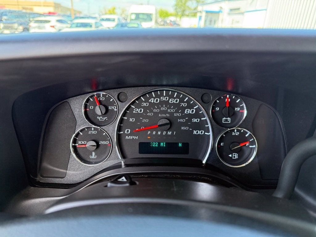 2025 Chevrolet Express 3500 LT Passenger