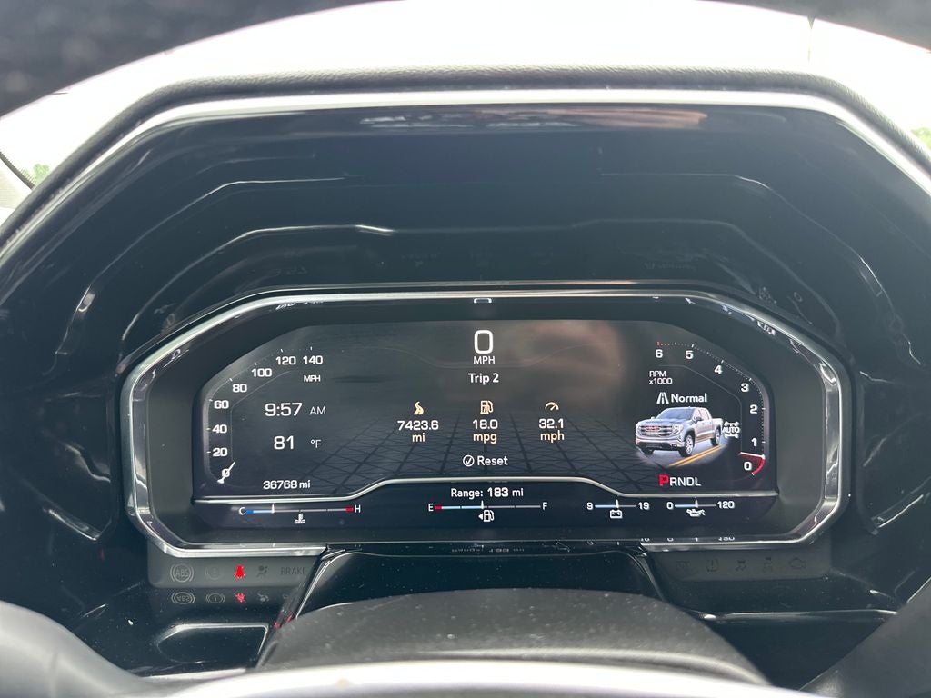 2025 GMC Sierra 1500 SLT
