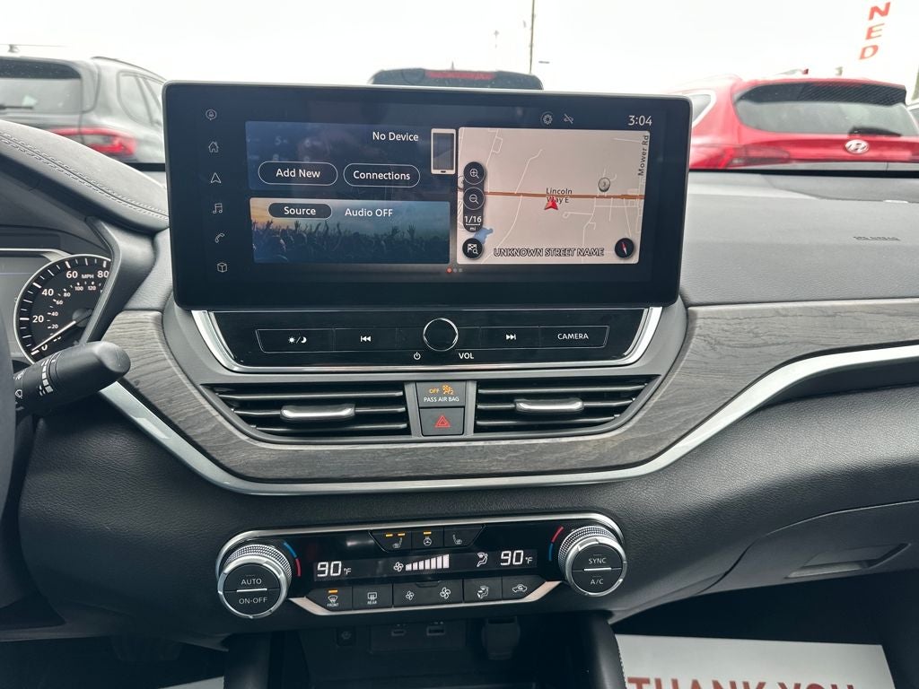 2025 Nissan Altima SL