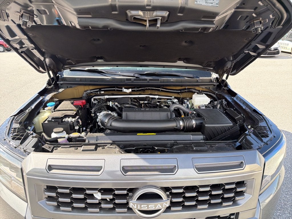 2027 Nissan Frontier Crew Cab SV