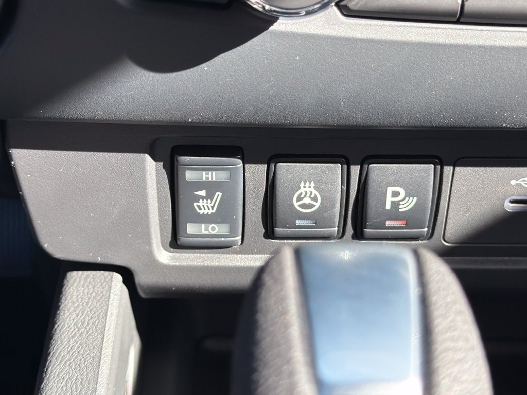 2027 Nissan Frontier Crew Cab SV