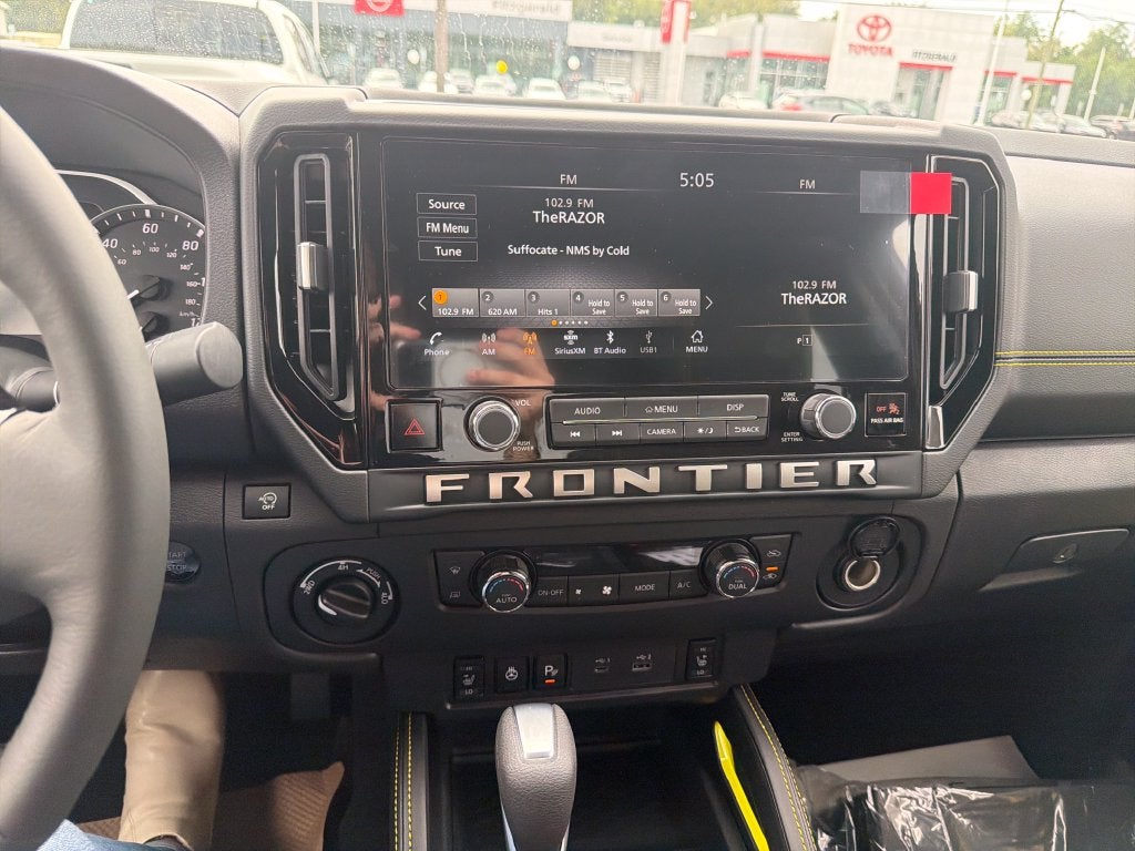 2027 Nissan Frontier Crew Cab SV