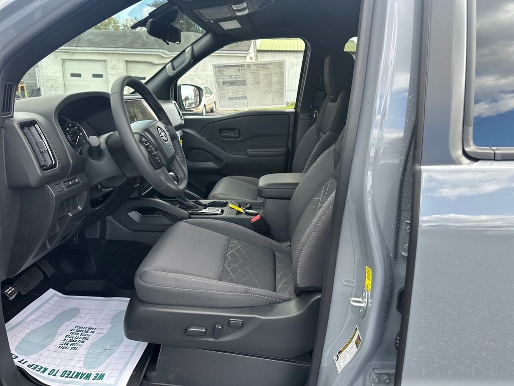 2026 Nissan Frontier Crew Cab SV