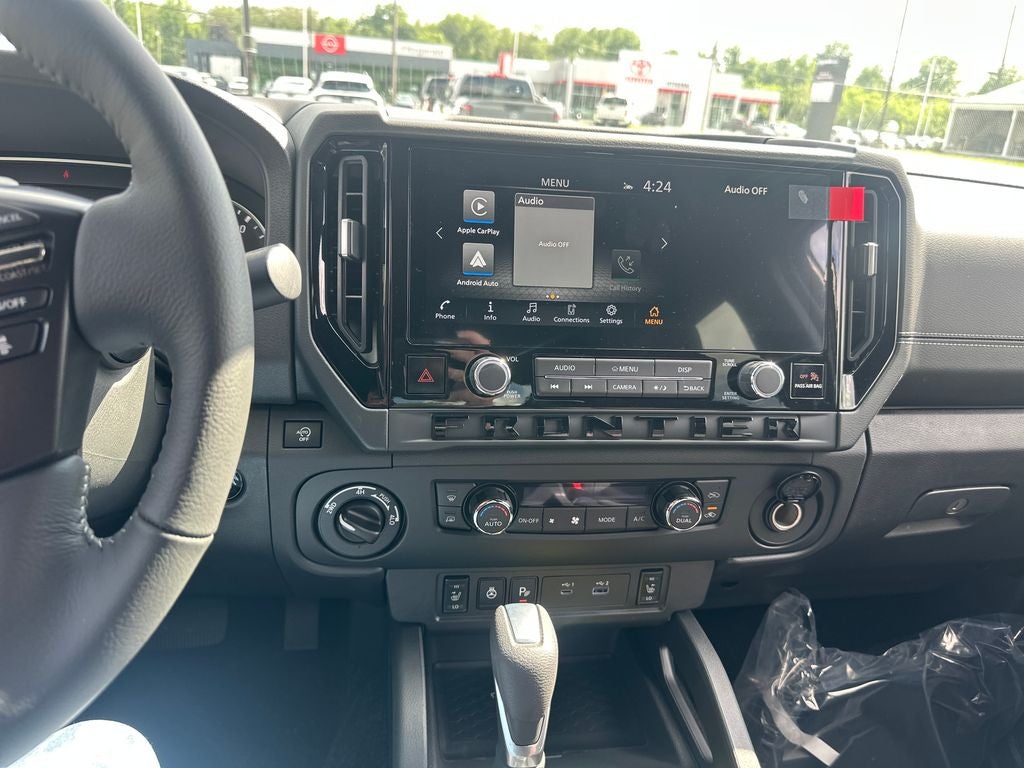 2026 Nissan Frontier Crew Cab SV