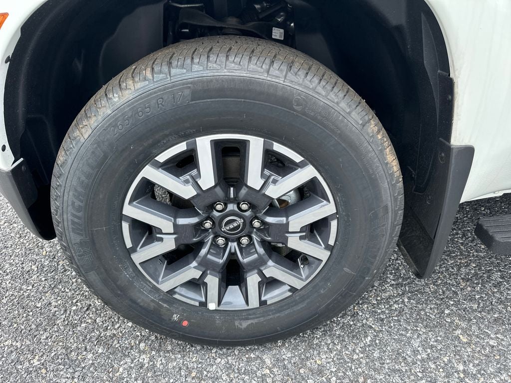 2026 Nissan Frontier Crew Cab SV