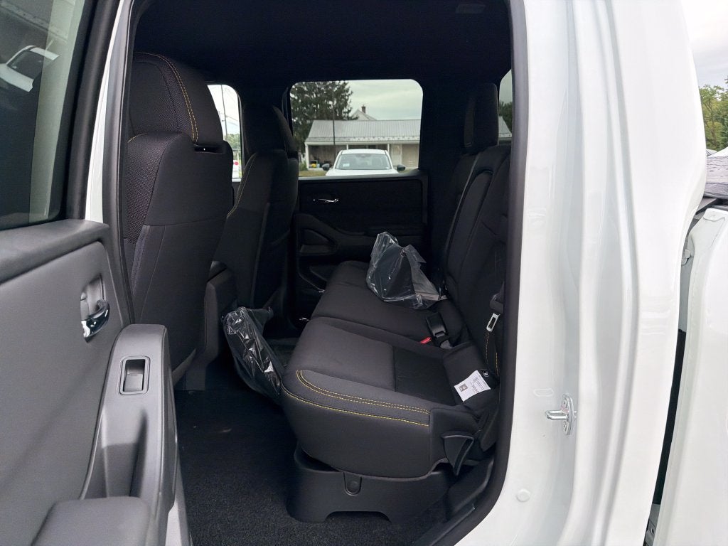 2027 Nissan Frontier Crew Cab SV