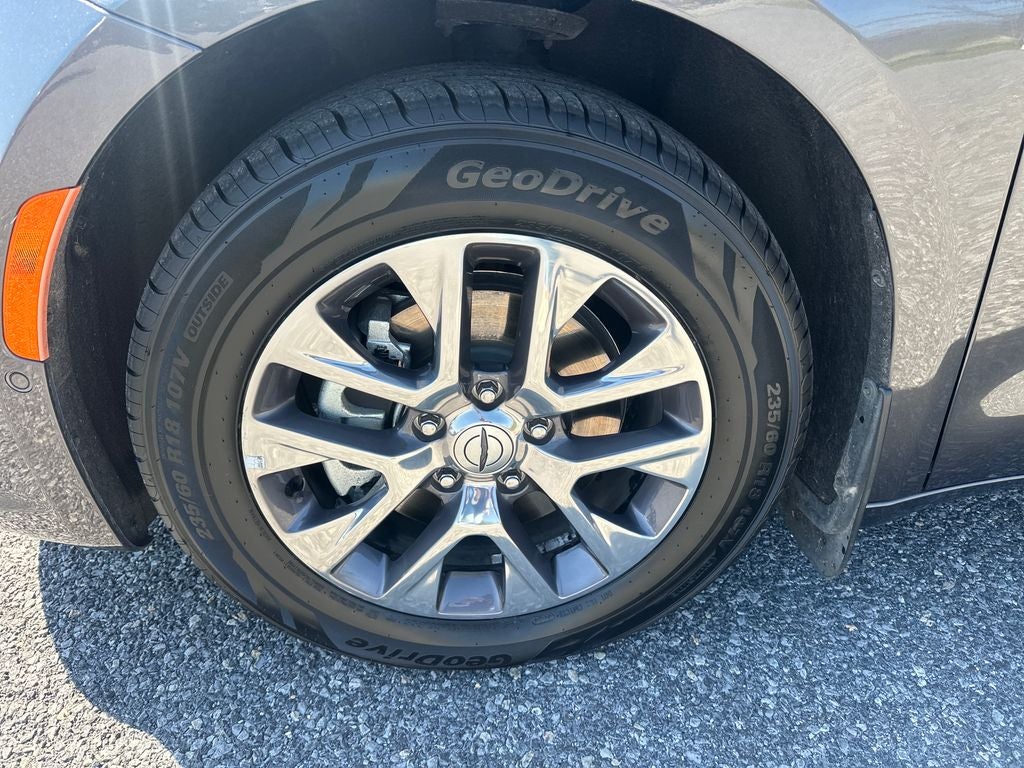 2023 Chrysler Pacifica Hybrid Pinnacle