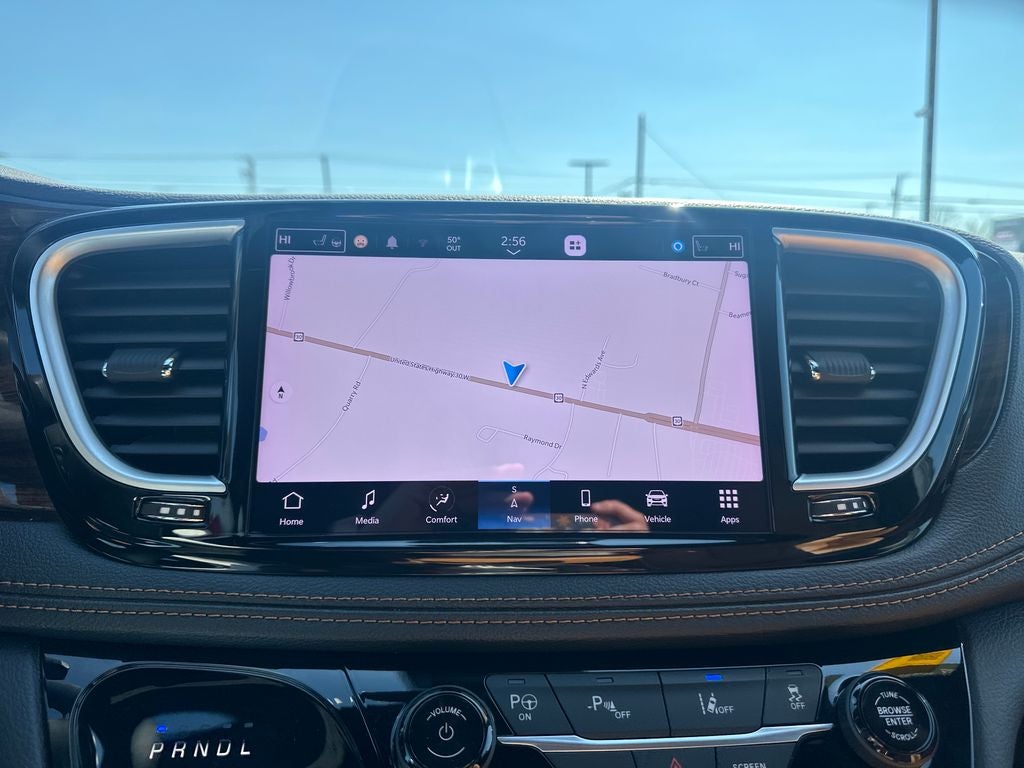 2023 Chrysler Pacifica Hybrid Pinnacle